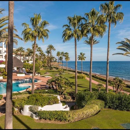 Alcazaba Beach Apartment 埃斯特波纳 外观 照片